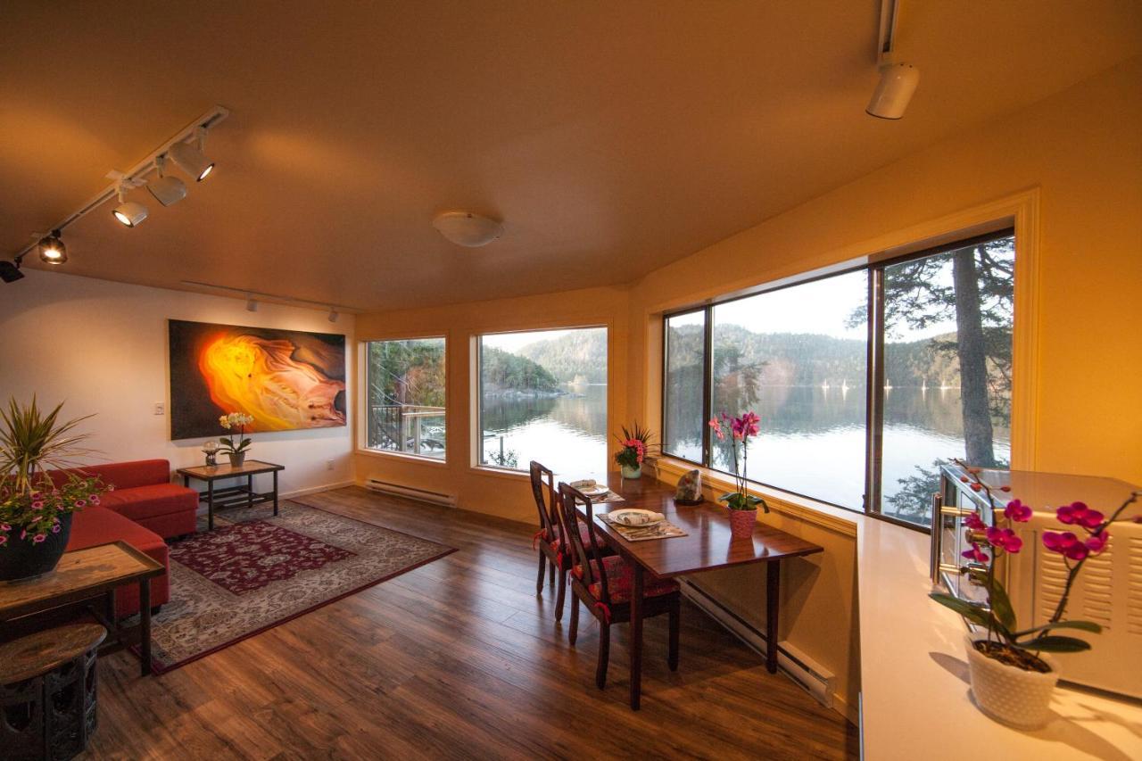 Bedwell Harbour Shangrila Waterfront Vacation Home מראה חיצוני תמונה