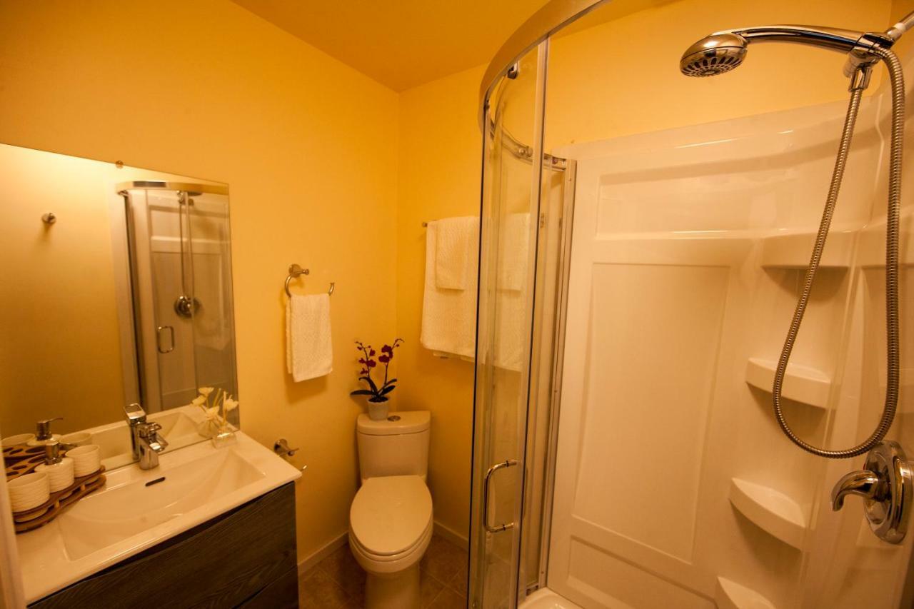Bedwell Harbour Shangrila Waterfront Vacation Home מראה חיצוני תמונה