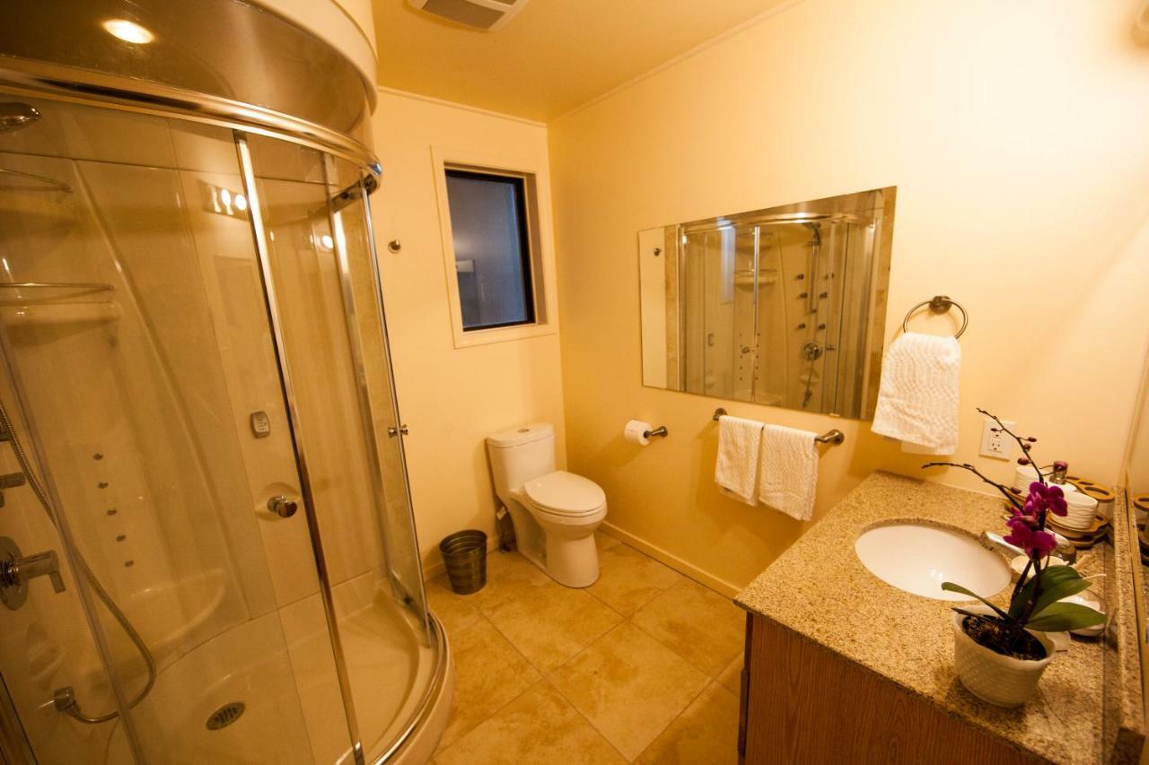 Bedwell Harbour Shangrila Waterfront Vacation Home מראה חיצוני תמונה